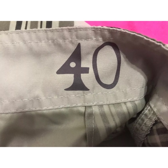 WONDERWALL Green Plaid Board Shorts - Picture 5 of 5